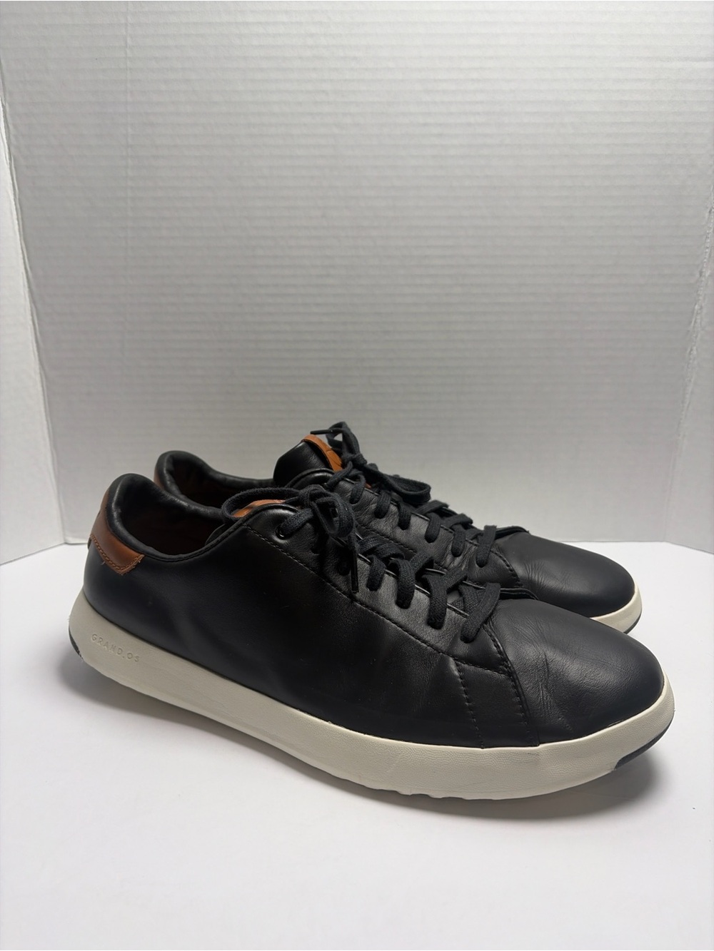 Cole Haan GrandPro Men’s 13M Black Leather Low Top Sneakers Brown Accent